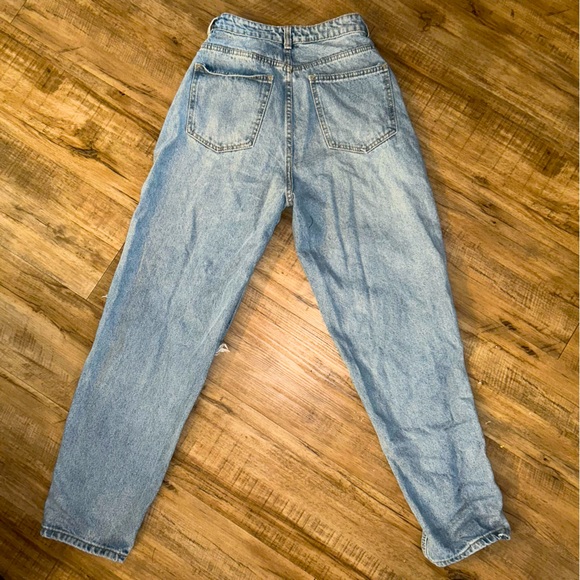 Prettylittlething Highwaisted Mom Jeans - Picture 3 of 3